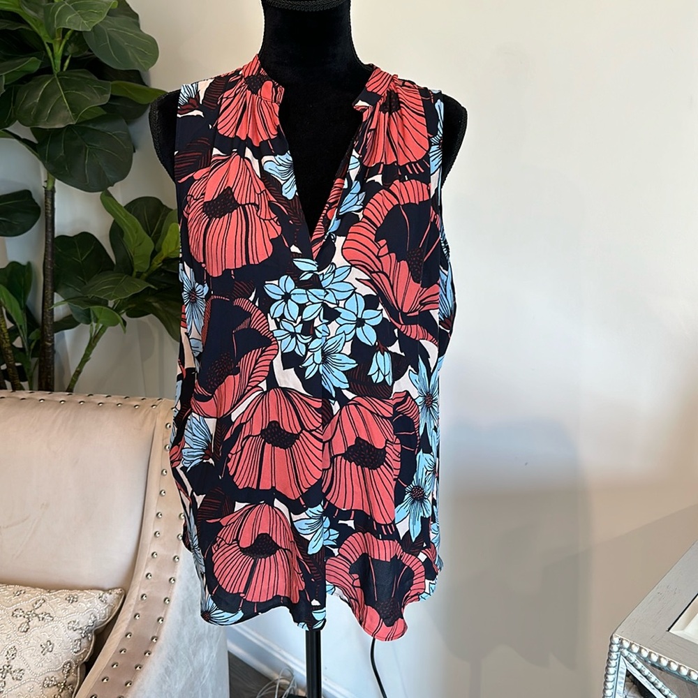 Sleeveless top